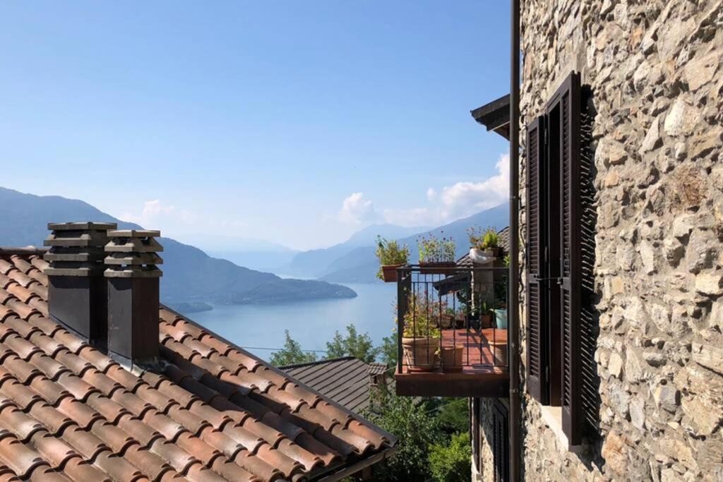 La Poulerie - Suite Dependance Gera Lario Exterior photo