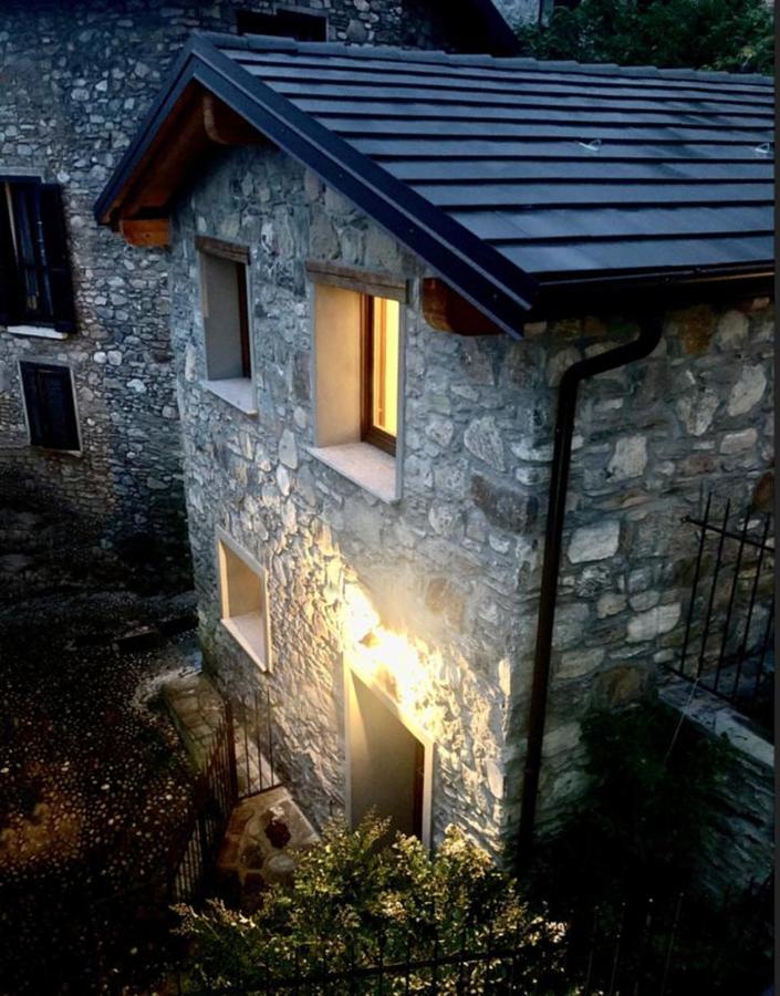 La Poulerie - Suite Dependance Gera Lario Exterior photo